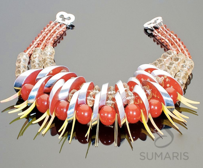 3 Tips for Styling Statement Necklaces, Bracelets, and Earrings