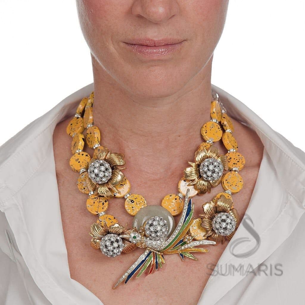 STATEMENT NECKLACE AMONG THE FLOWERS