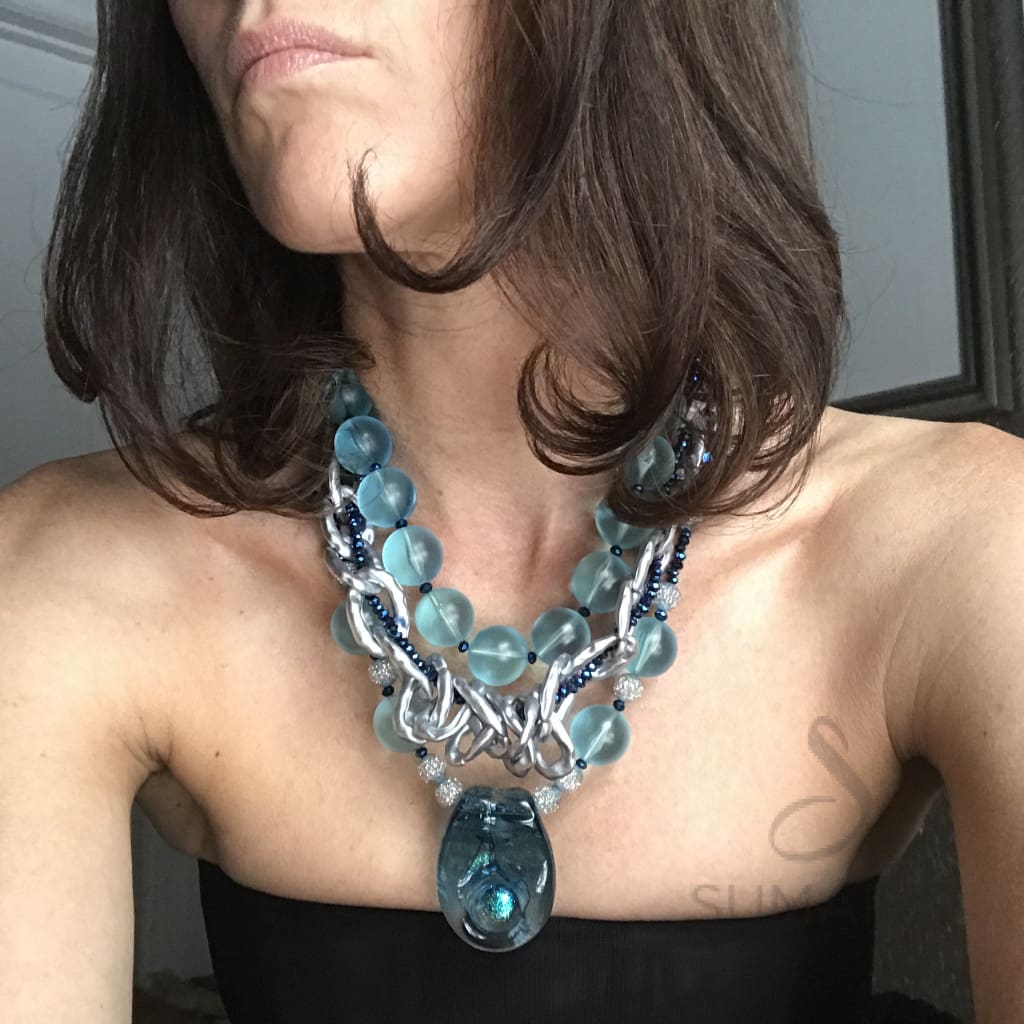 AQUA VELVET Necklace