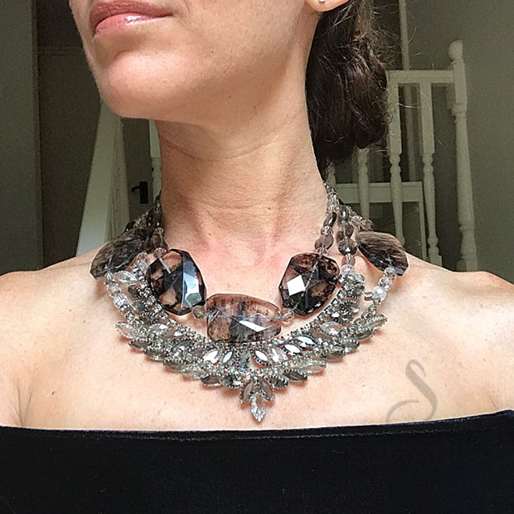 STATEMENT NECKLACE HAZE