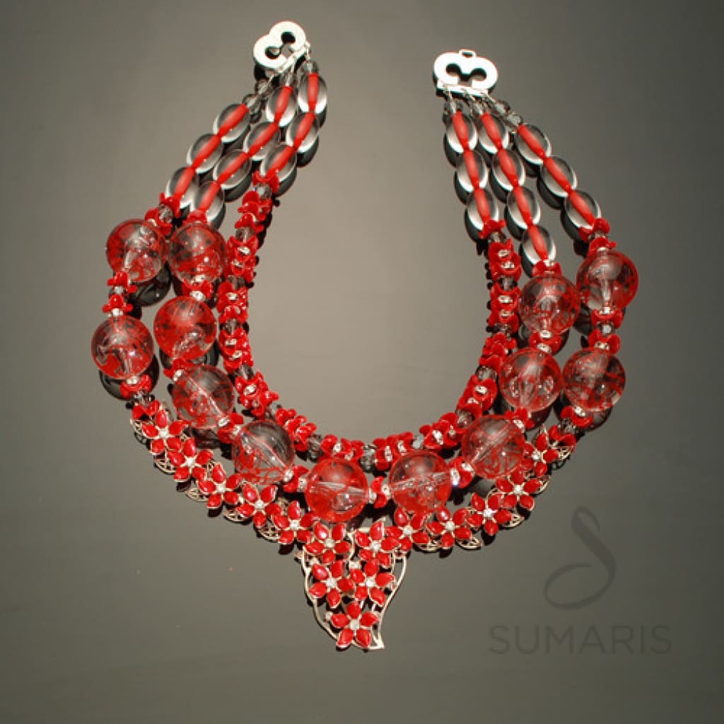 RED QUEEN Necklace
