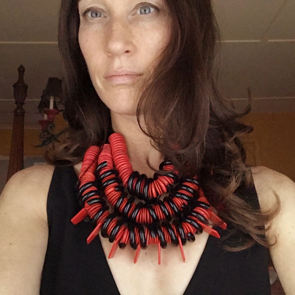 RED SPRING Necklace
